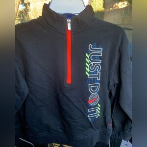 Boys Nike Half zip black color sweatshirt pullover NWT